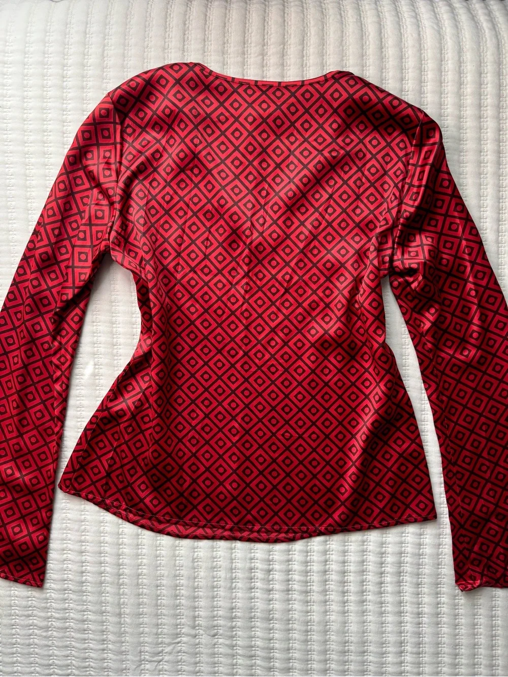 Tory Burch 100% Silk Red Flowy Long Sleeve V Tie Neck Top - Small